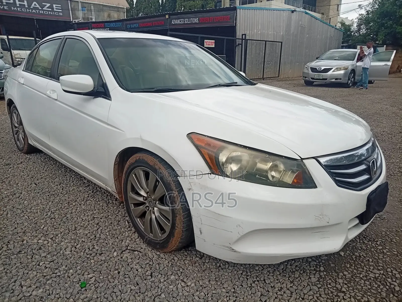 Honda Accord 2011 White
