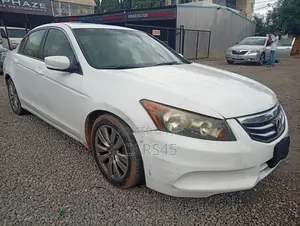 Honda Accord 2011 White