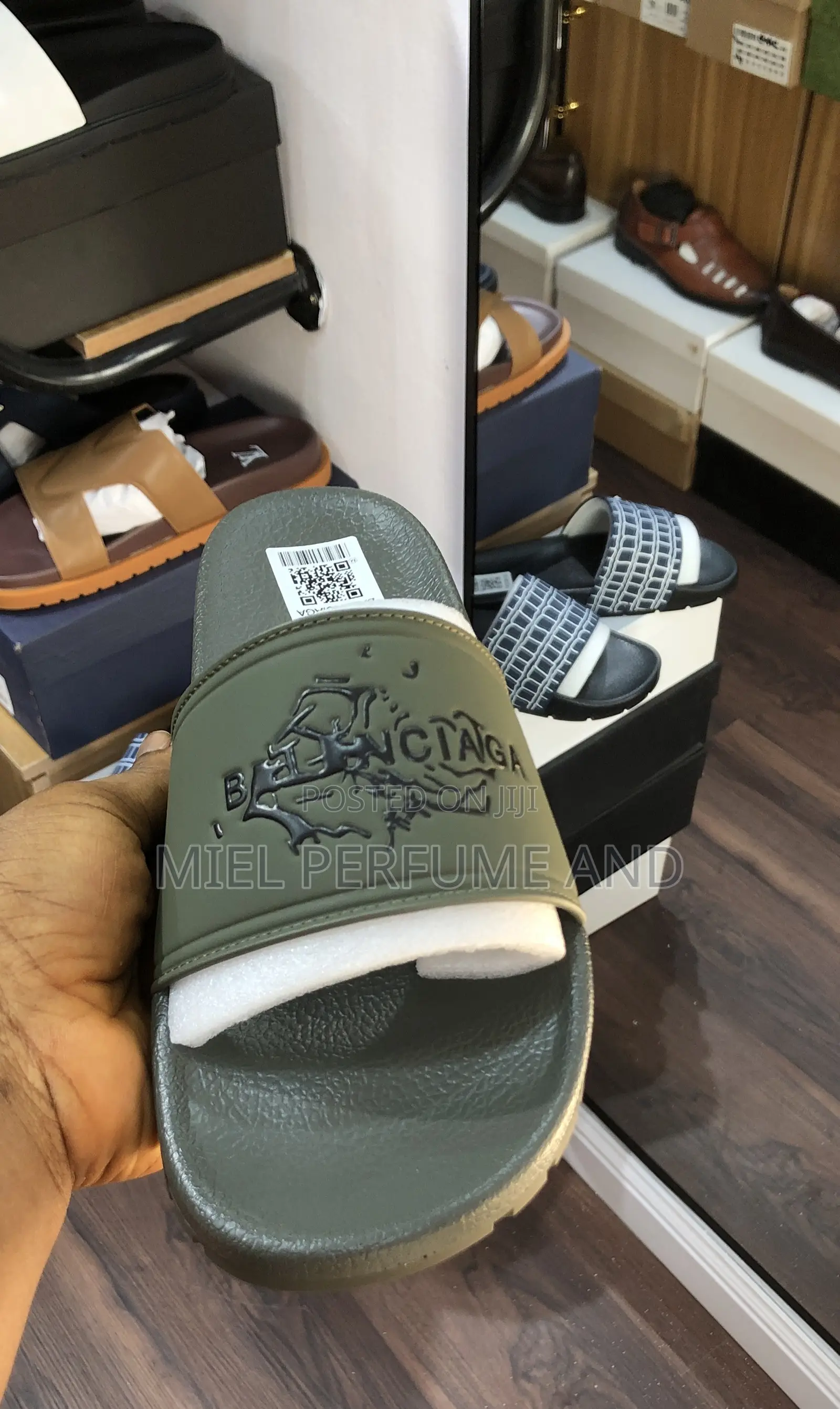 Balenciaga Casual Slides