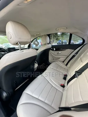 Mercedes-Benz C300 2016 Blue