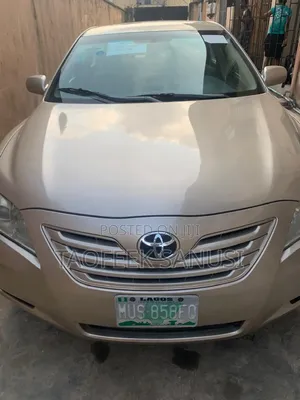 Toyota Camry 2008 Gold