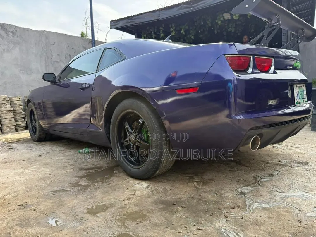 Chevrolet Camaro 2010 Gray