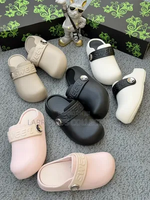 Female Crocs