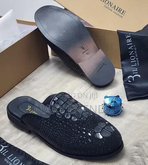 Black Textured Slide Sandals