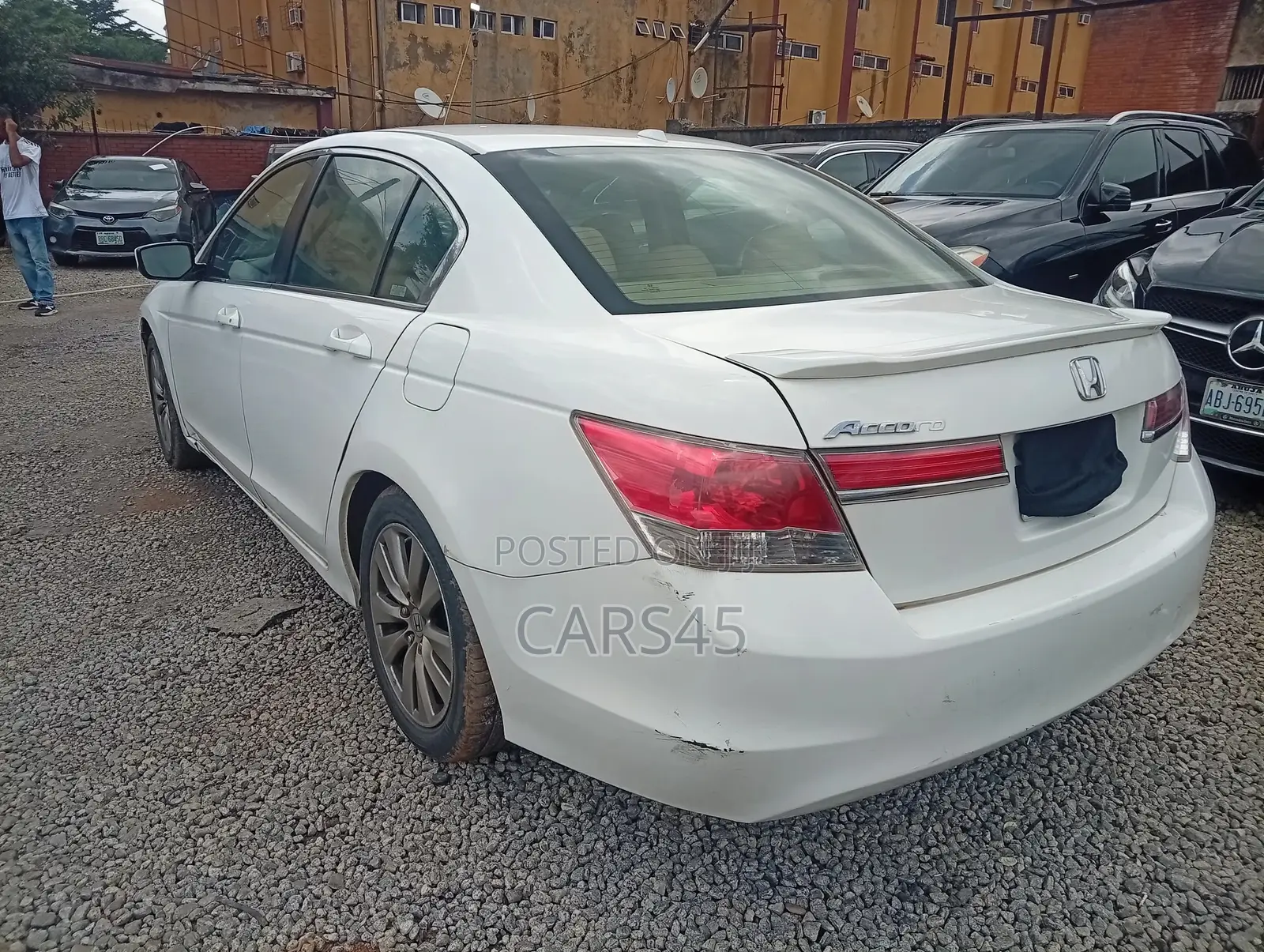 Honda Accord 2011 White