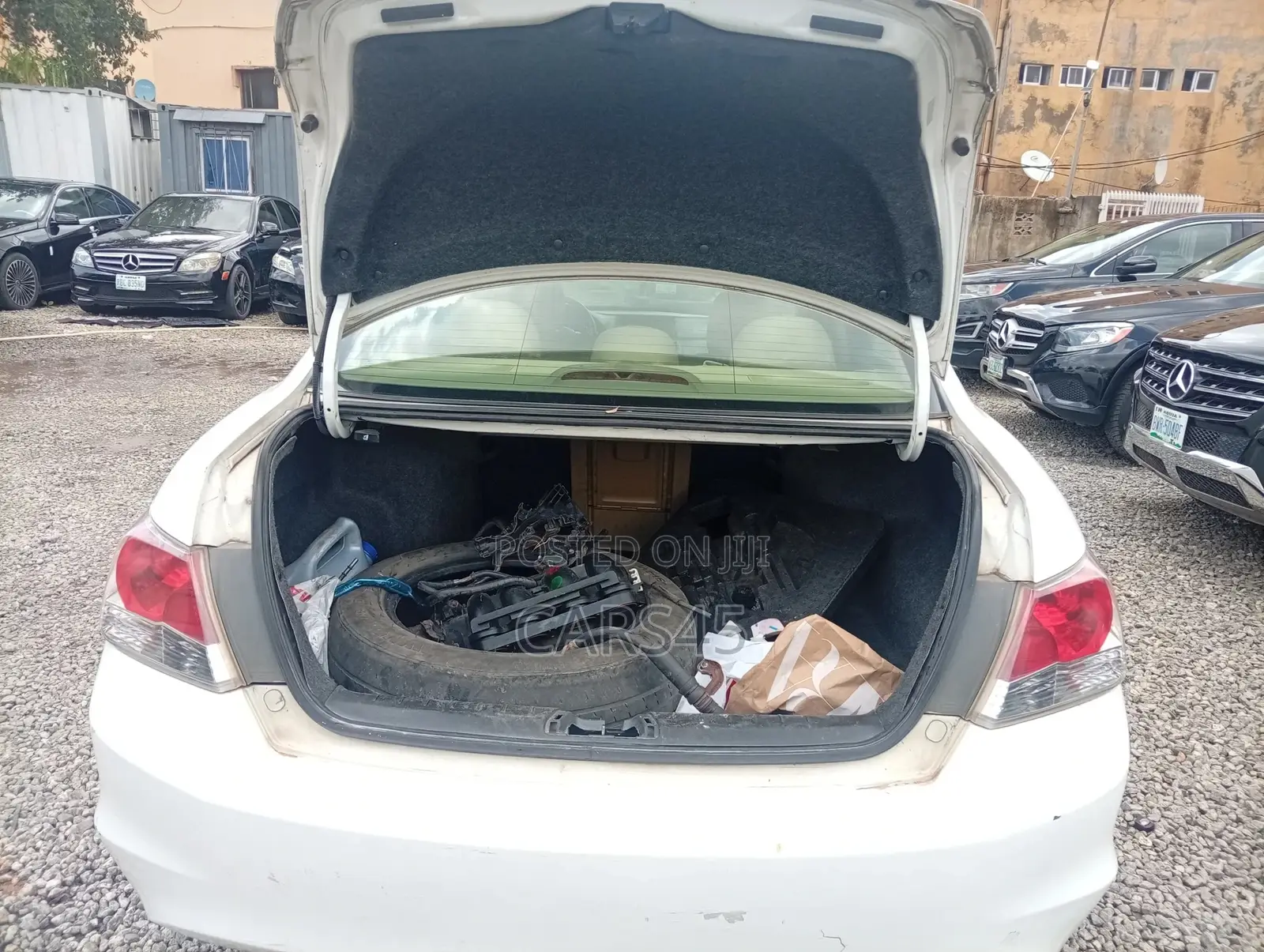 Honda Accord 2011 White