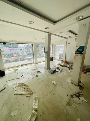 Shop for Rent Direct Faccing Road at Admiralty Lekki Phase1