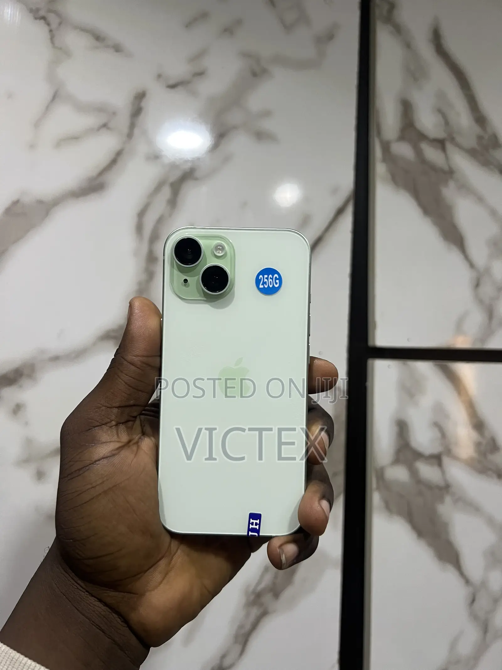 Apple iPhone 15 256 GB Green