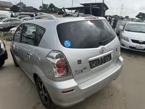 Toyota Corolla Verso 2006 Silver