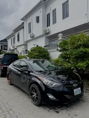 Hyundai Elantra Limited 2012 Black