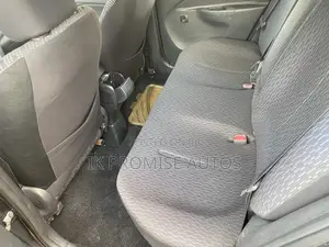 Toyota Yaris 2009 Gray
