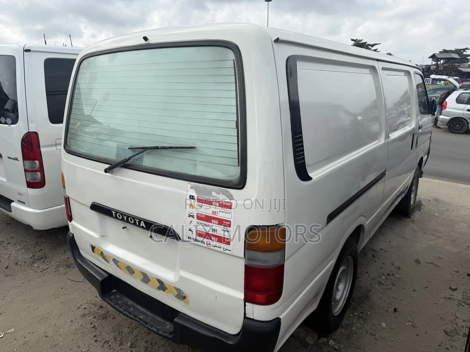 Toyota HiAce 2007 White