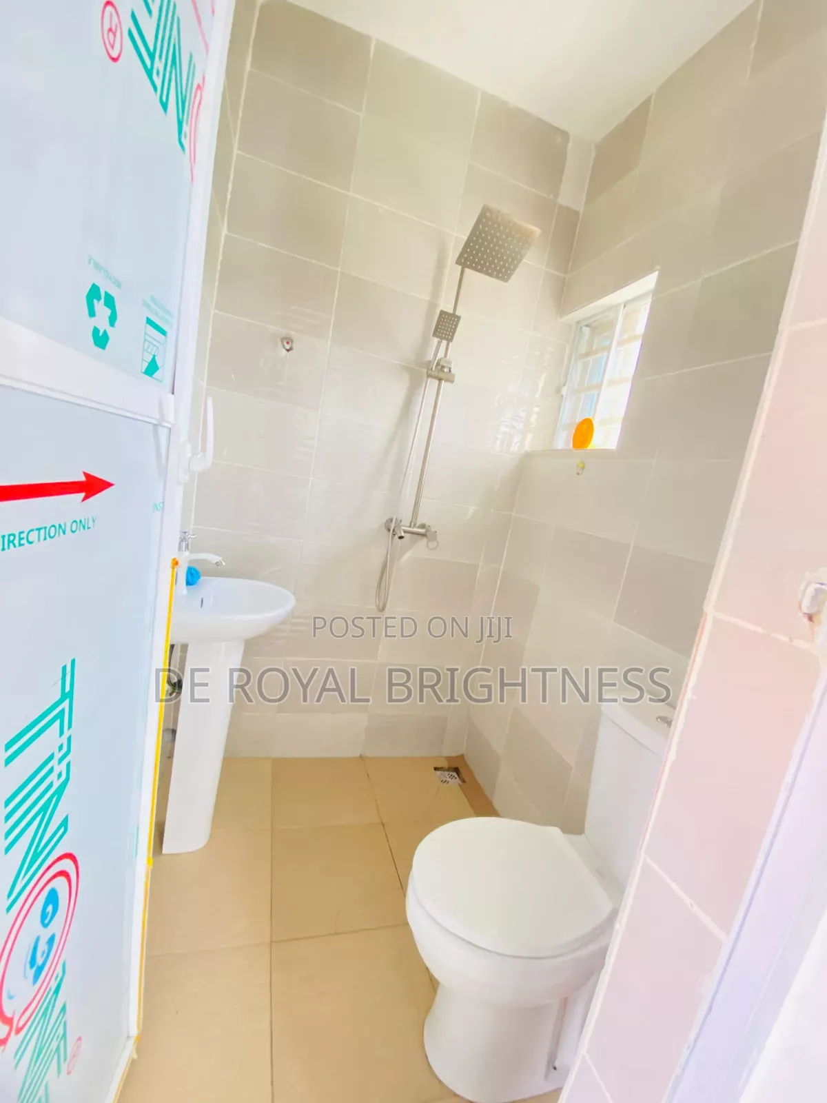 Royal Shine, Royal Clean