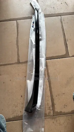 Windscreen Chrome/ Water Deflector for GLE350/450 W167 2020/2025 Model