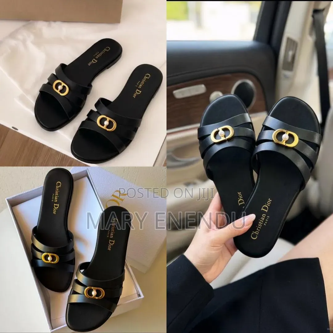 Women's Designer Style Flat Slide Sandals