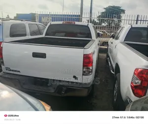 Toyota Tundra 2013 White