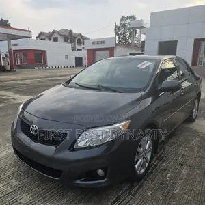 Toyota Corolla 2010 Gray
