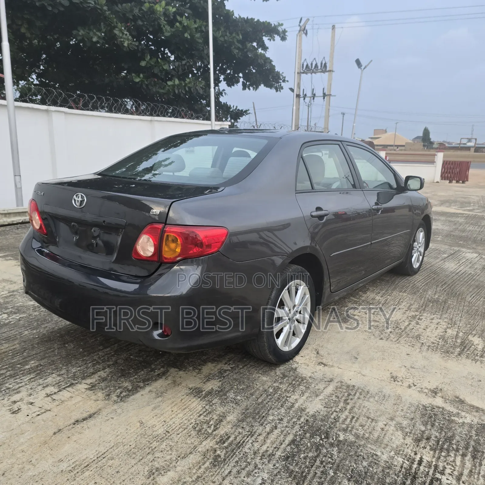 Toyota Corolla 2010 Gray