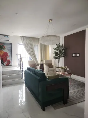 1bdrm Maisonette in Lekki Phase 1 for rent