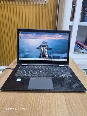 Laptop Lenovo ThinkPad X1 Yoga 16GB Intel Core i7 SSD 256GB