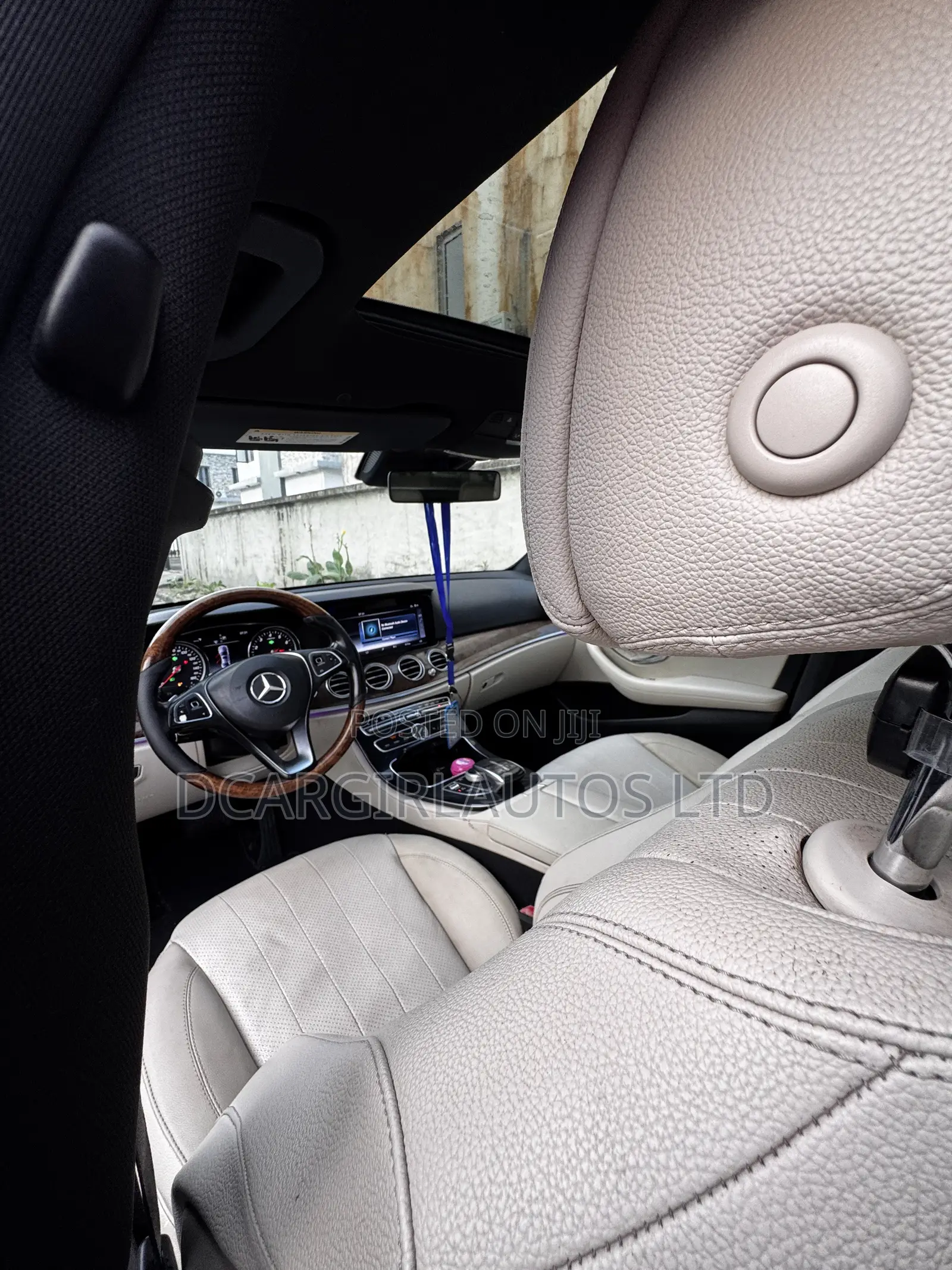 Mercedes-Benz E300 2017 Blue