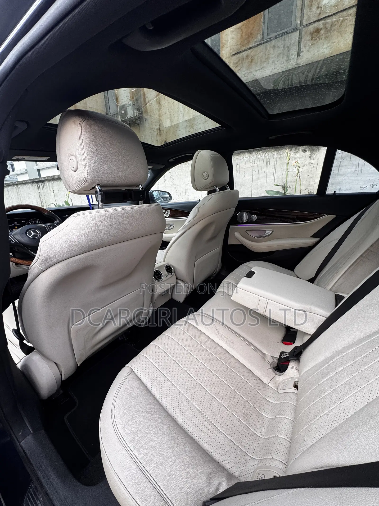 Mercedes-Benz E300 2017 Blue