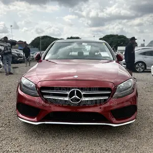 Mercedes-Benz C300 Luxury 4matic Sedan AWD (2.0L 4cyl 7A) 2017 Red