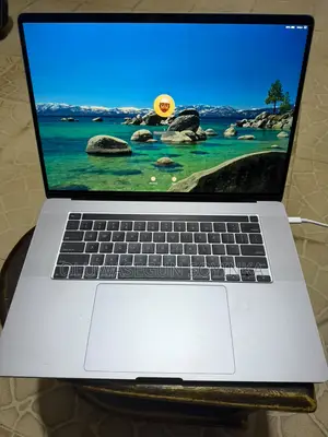 Laptop Apple MacBook Pro 2019 16GB Intel Core i7 SSD 512GB