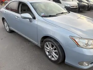 Lexus ES 2012 Blue