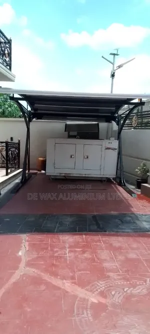 Qeens Imported Carport