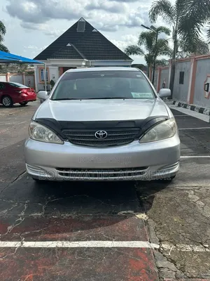 Toyota Camry 2004 Silver