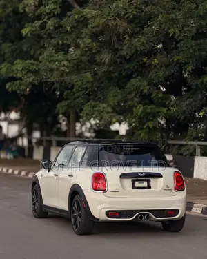Mini Cooper 2017 Beige