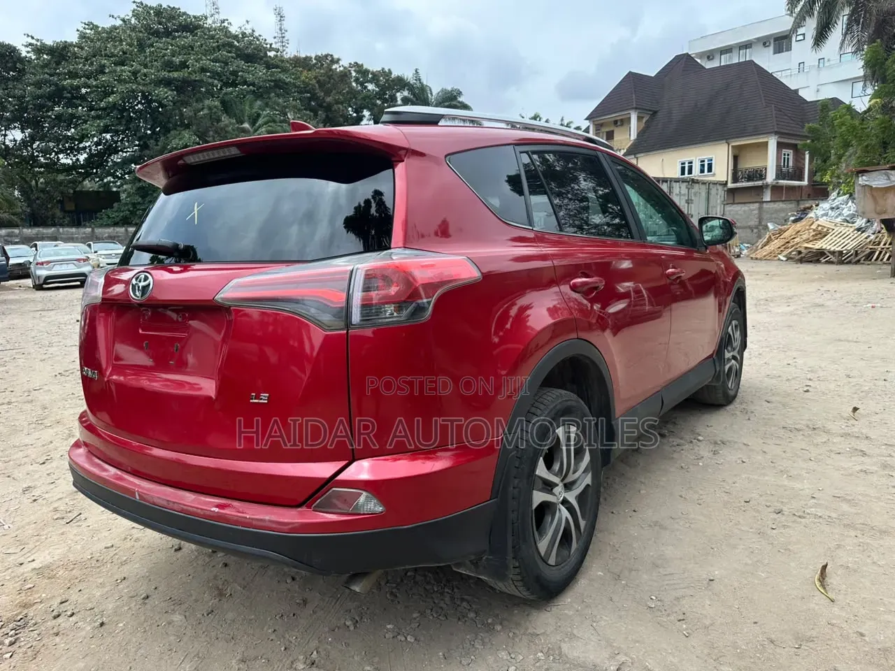 Toyota RAV4 2017 Maroon
