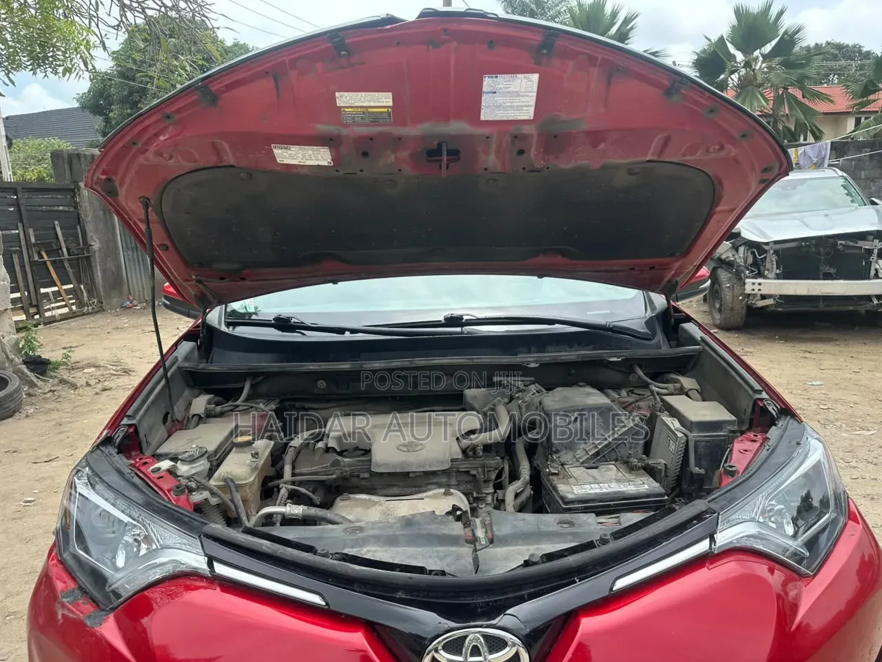 Toyota RAV4 2017 Maroon