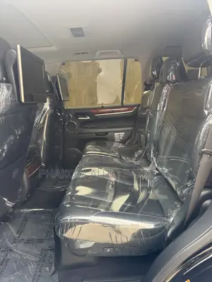 Lexus LX 570 AWD 2017 Black