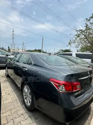 Lexus ES 350 2010 Gray