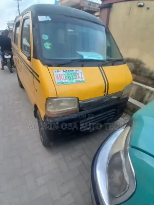 Suzuki APV Minibus 2008 Yellow