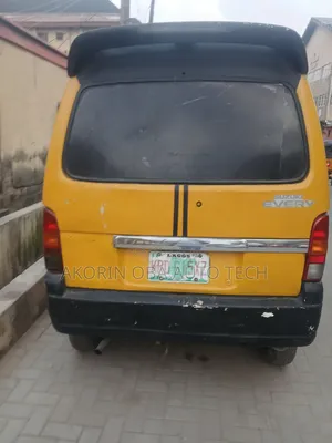 Suzuki APV Minibus 2008 Yellow