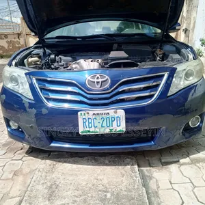 Toyota Camry 2010 Blue