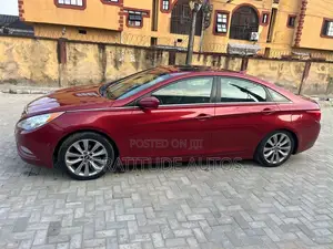 Hyundai Sonata GLS Sedan FWD (2.4L 4cyl 6A) 2012 Burgundy