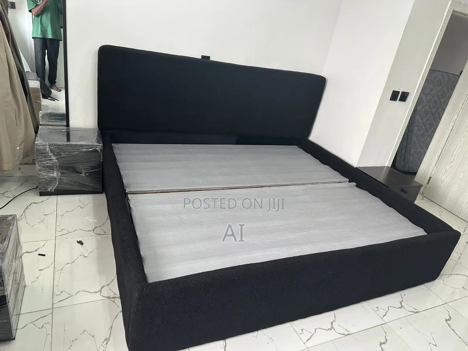 6x7 Bedframe