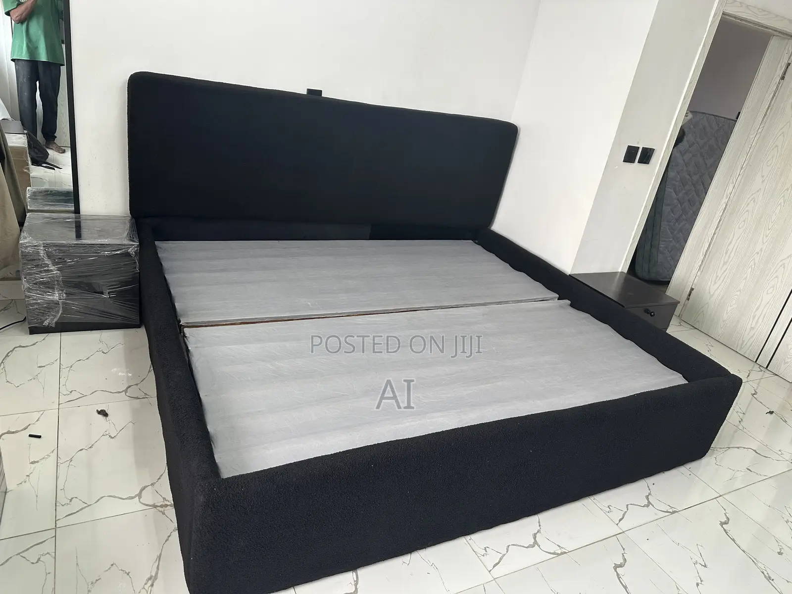 6x7 Bedframe