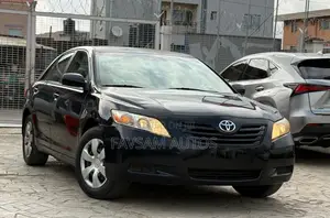 Toyota Camry LE V6 4dr Sedan (3.5L 6cyl 6AM) 2010 Black