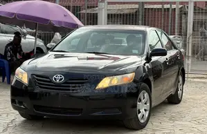 Toyota Camry LE V6 4dr Sedan (3.5L 6cyl 6AM) 2010 Black