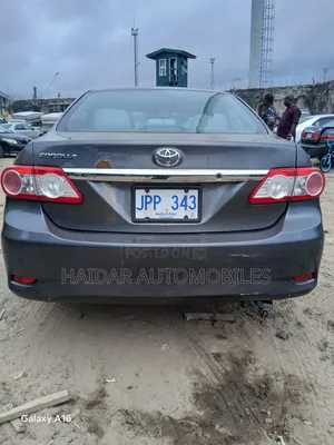 Toyota Corolla 2013 Gray