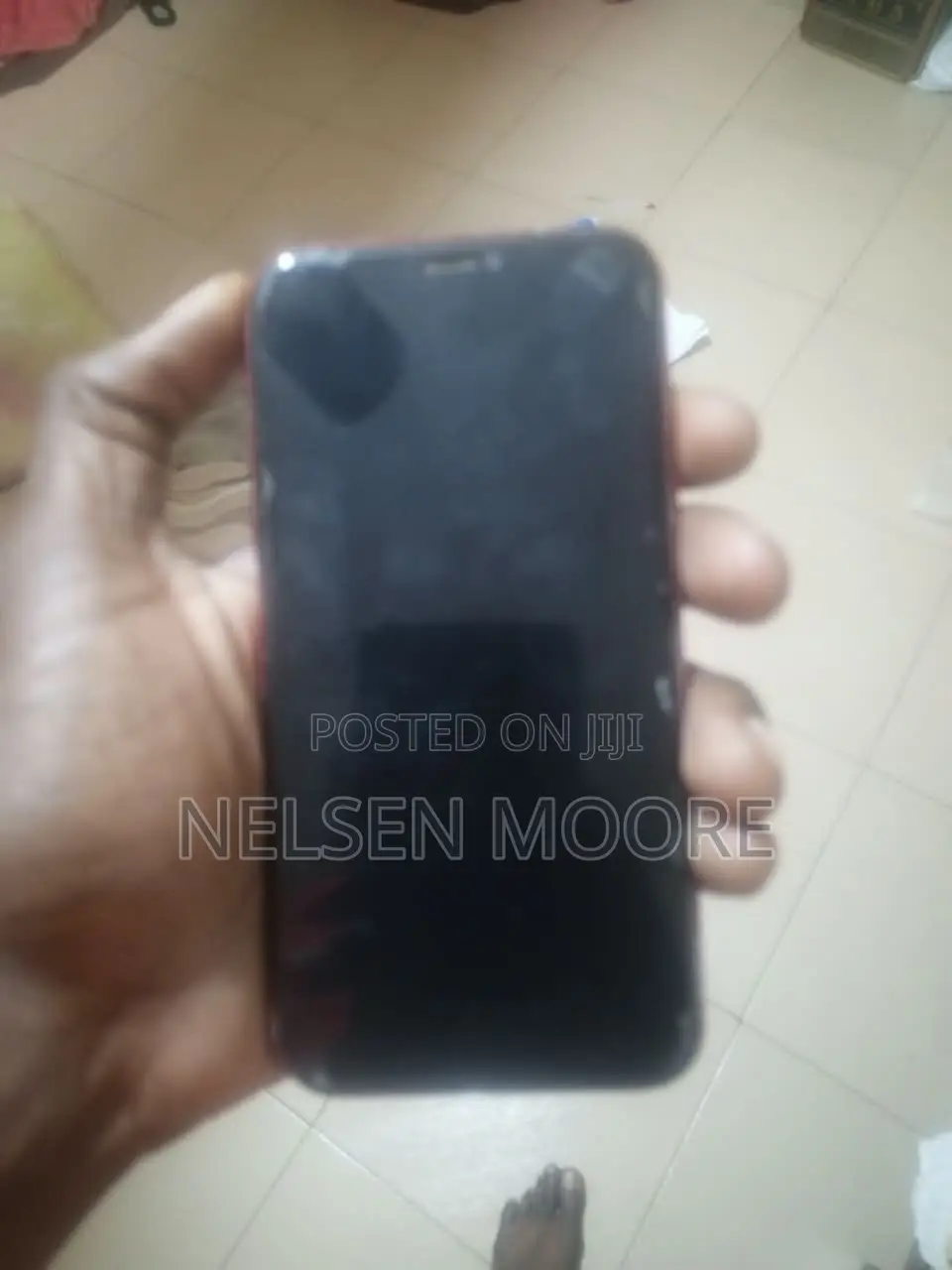 Apple iPhone XR 64 GB Red