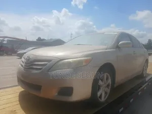 Toyota Camry 2011 Brown