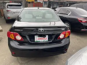 Toyota Corolla XLE 4dr Sedan (1.8L 4cyl 4A) 2009 Black