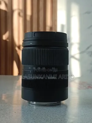 Sigma 18mm-50mm F2.8 DC Lens for Sony E-Mount