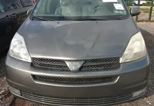 Toyota Sienna XLE Limited AWD 2005 Gray